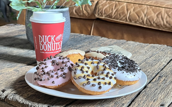 duck-donuts-brand-2